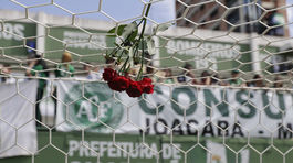 Chapecó sa ponorilo do ticha. Rivali ponúkli klubu svojich hráčov