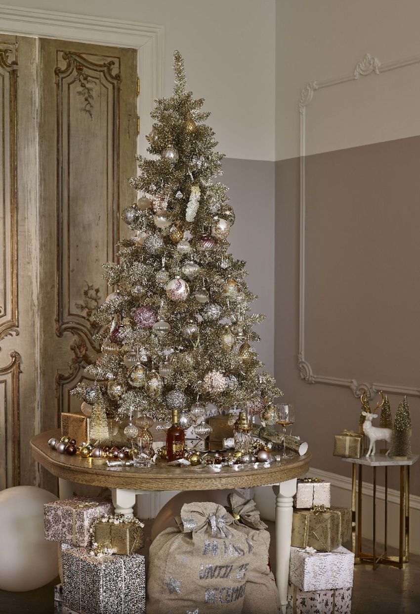 Stromček nie je veľký, ale takisto očarí....