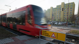 Analytik: Električka prednosť potrebuje