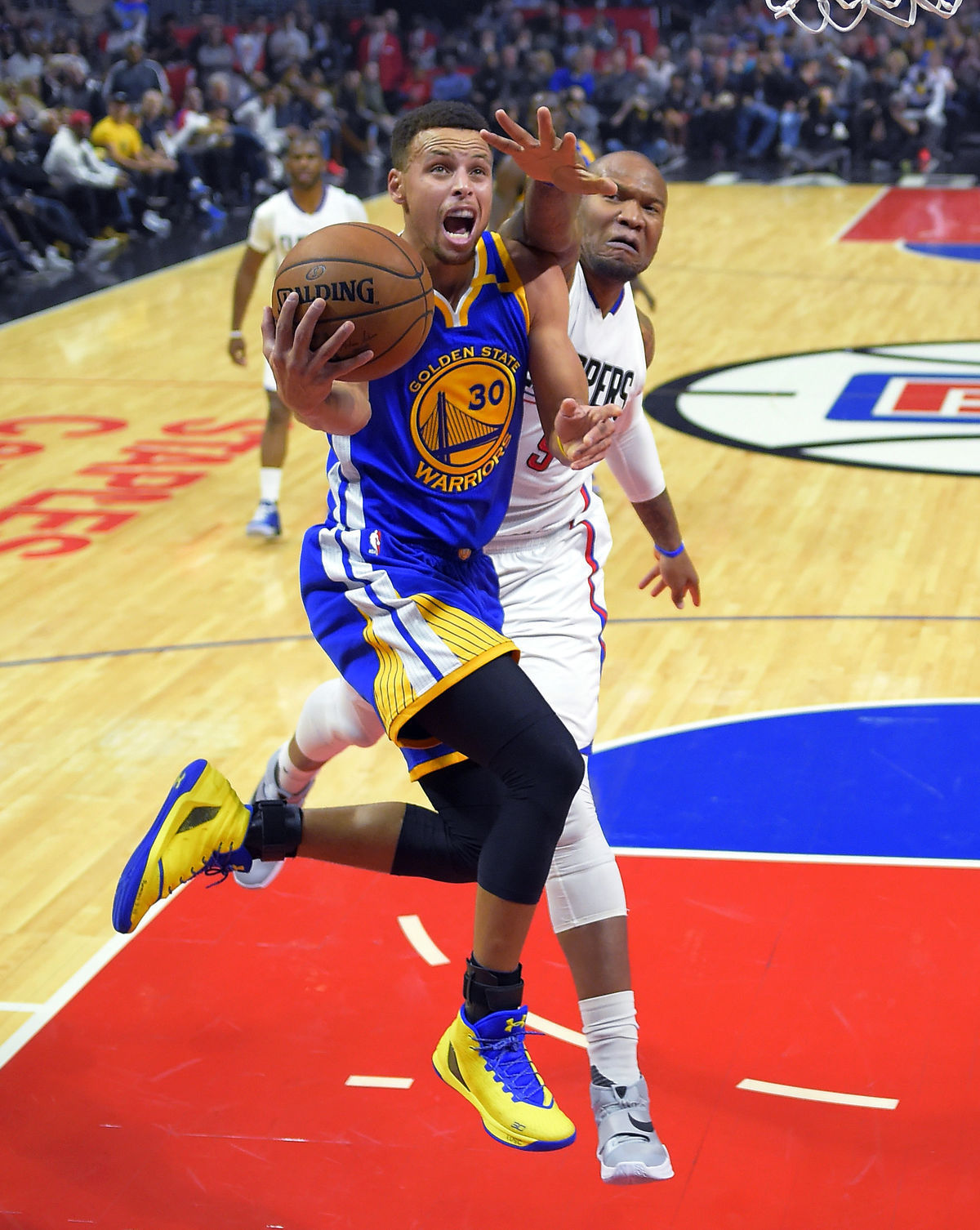 NBA: Warriors víťazne, Currymu to v Staples Center nejde - Ostatné ...