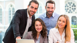 Aký plat udrží zamestnanca?