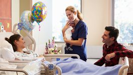 Deti s tromi rodičmi. Nová šanca pre bezdetné páry