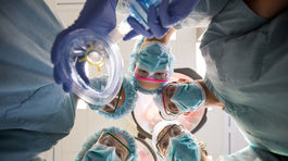 Očakáva sa prvá transplantácia hlavy