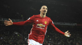 Zlatan je späť! Obávaný kanonier si oblečie Rooneyho desiatku