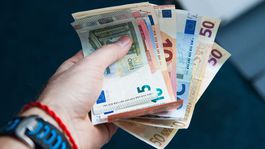 Poistná daň by mala začať platiť až od budúceho roka