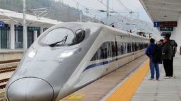 Najrýchlejší vlak na svete je späť. Jazdiť bude rýchlosťou 350 km/h