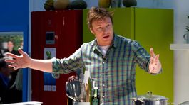 Brexit vyháňa svetoznámeho kuchára Jamieho Olivera z Británie