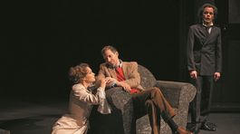 Recenzia: Mercedes Benz je ako intelektuálna húsenicová dráha