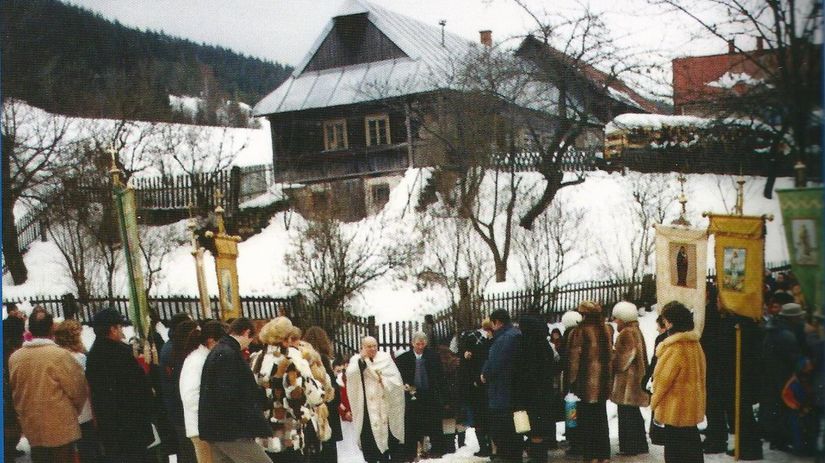 Trojkráľová procesia v Šumiaci.