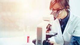 Českí vedci dosiahli úspech vo výskume nanokryštálov