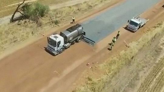 Austrália - výstavba cesty