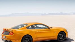 Ford-Mustang GT-2018-1024-06