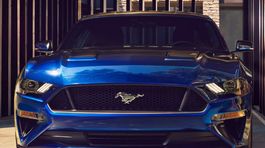 Ford-Mustang GT-2018-1024-0b