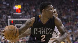 Zmar Lakers, Bledsoe 40 bodmi vyplienil Toronto