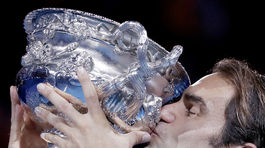 Roger Federer sa vrátil v čase. Kráľ prežil melbournský sen
