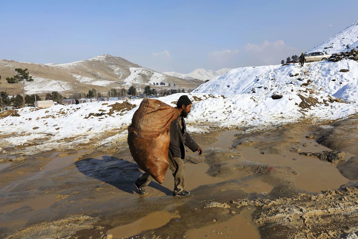 Afganistan, zima, vrece