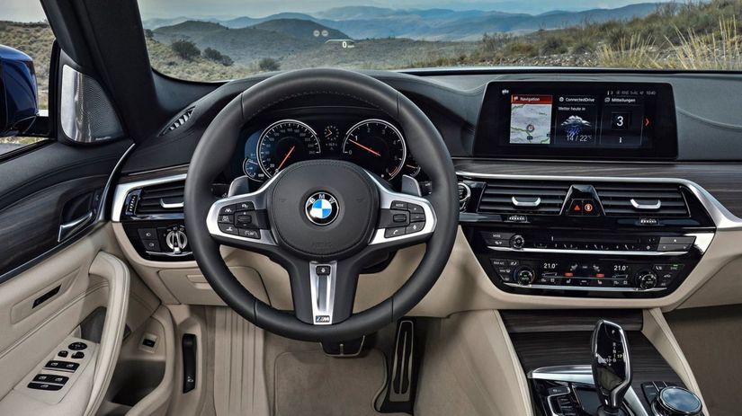 Interiér sa v ničom nelíši od sedanu. Nájdete...