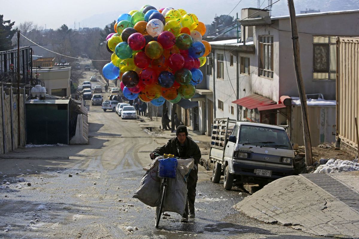 Afganistan, predavač, balóny,