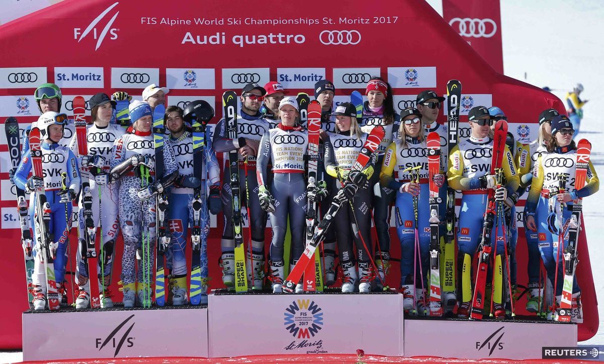 Na stupni víťazov po tímovej súťaži na...