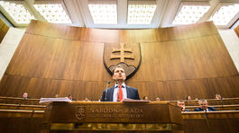 Podľa opozície by sa hlasovanie o amnestiách malo odložiť