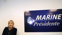EP sa priblížil odobratiu imunity Marine Le Penovej