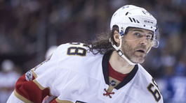 Pohotovosť, kľučky a víťazný gól. Nestarnúci Jágr prispel k triumfu