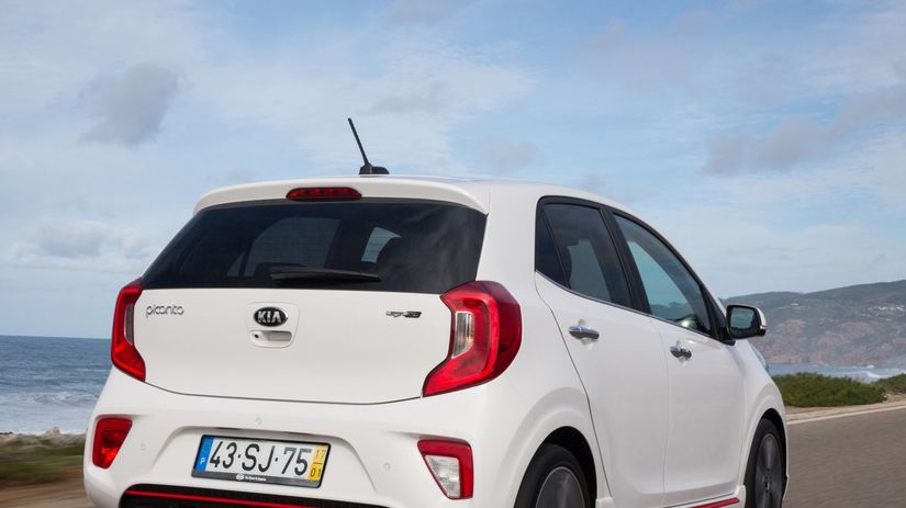 Ani vzadu nešetrí Picanto na prelisoch. Verzia...