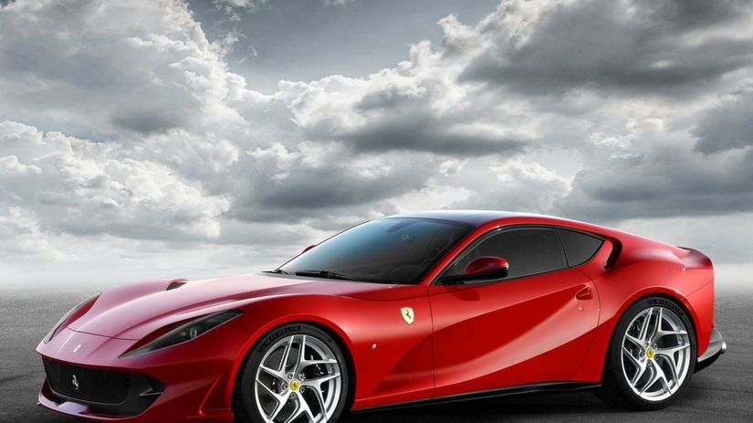 F812 Superfast je najsilnejším Ferrari všetkých...