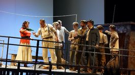 Recenzia: Triptych Giacoma Pucciniho optikou činoherca