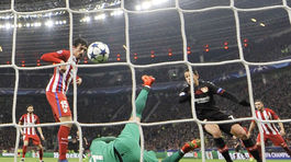 Gólové hody v Manchestri a Leverkusene. Diváci videli 14 gólov