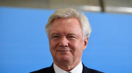 Davis: Rokovania o brexite sa citeľne posunuli