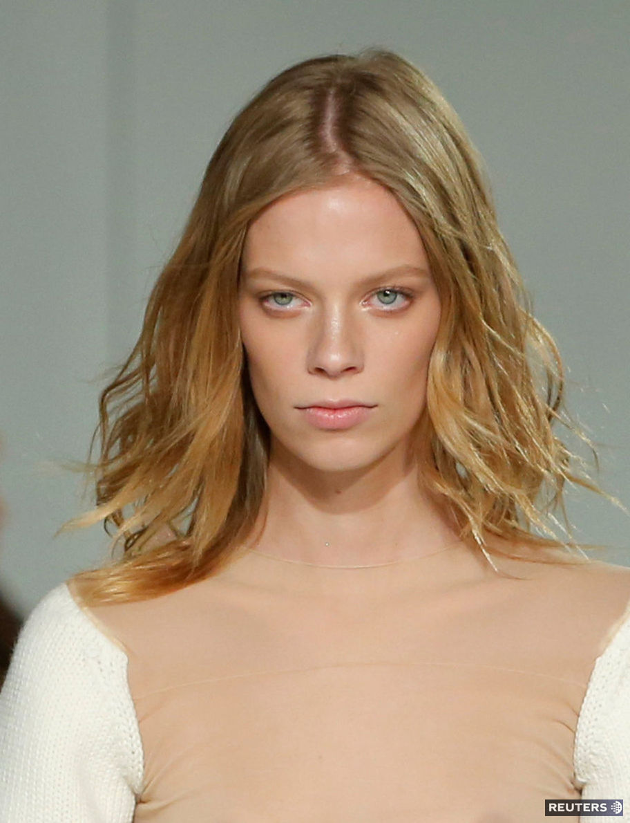 Modelka na prehliadke Calvin Klein: Nová...