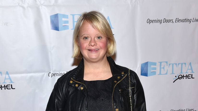 Lauren Potter 