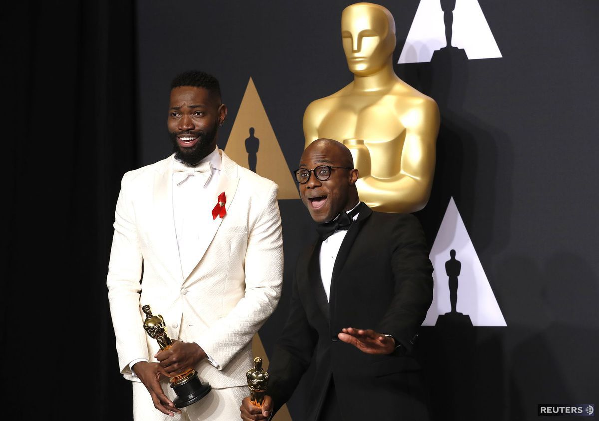 Barry Jenkins (vpravo )a Tarell Alvin McCraney...