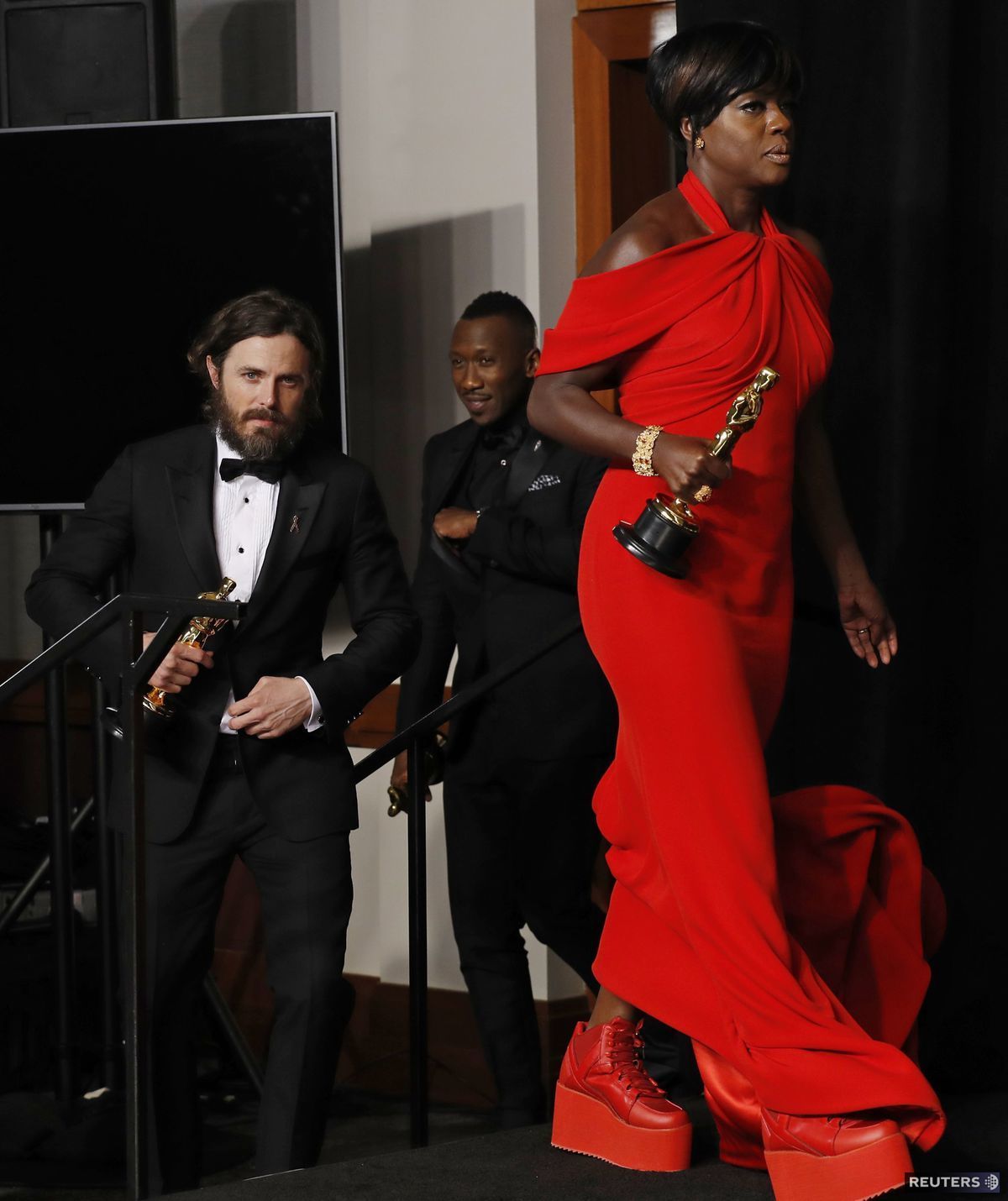 Casey Affleck, Mahershala Ali a Viola Davis -...