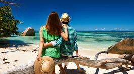 Brusel útočí na daňové raje zoznamom hriešnikov