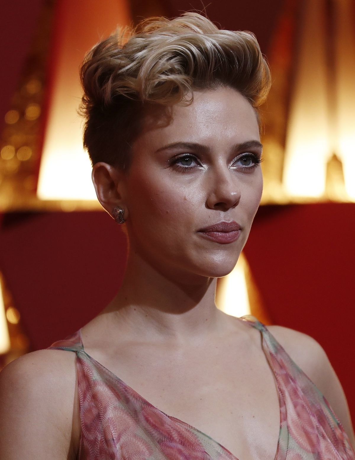 Herečka Scarlett Johansson má bezchybnú pleť a...