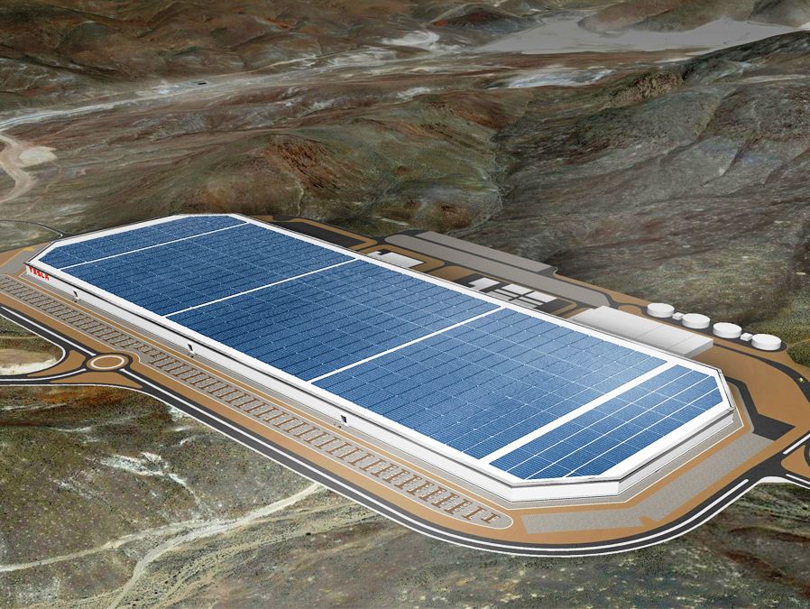 Tesla dokončuje v Nevade gigafactory na...