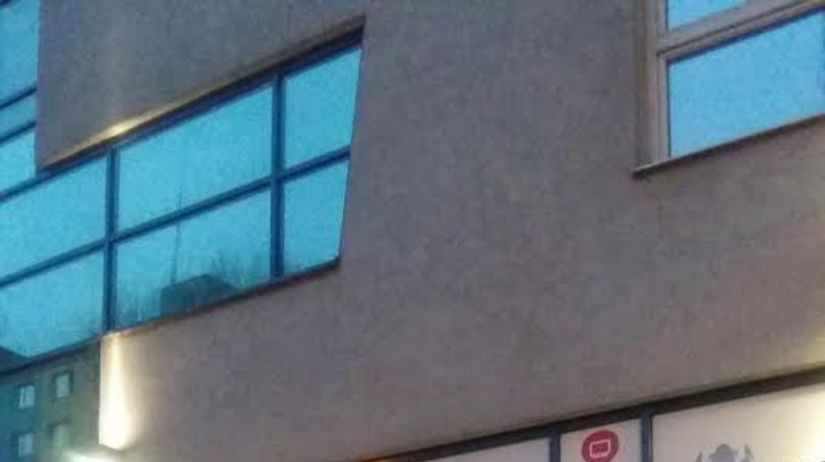 Rady pred zákazníckym centrom operátora....