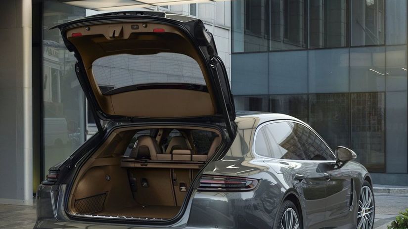 V kufri Panamery Sport Turismo pribudlo 55...