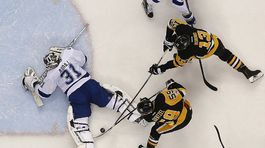 Tatar zachránil 1,8 s pred koncom aspoň bod, Budaj v premiére neuspel