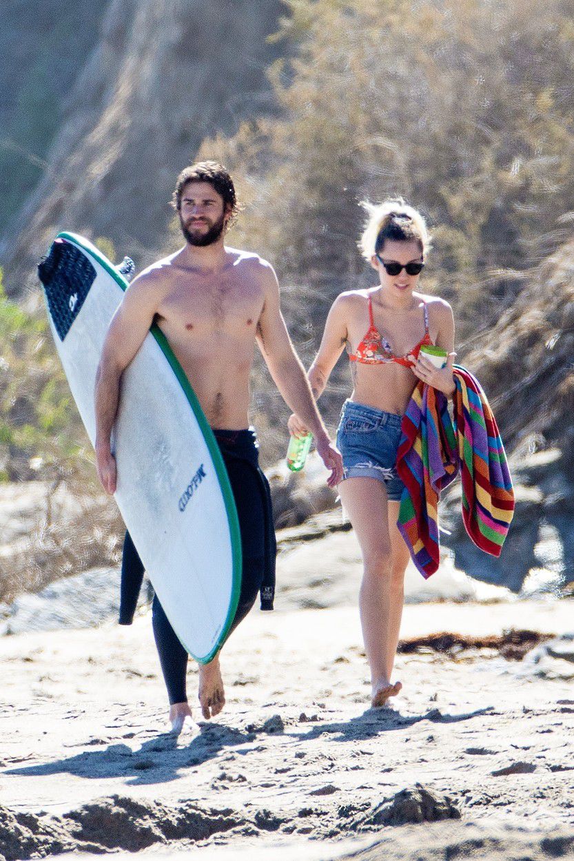 Celebritný pár Liam Hemsworth a Miley Cyrus...