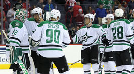 Dallas uťal víťaznú sériu Washingtonu, Thorntonova tisíca asistencia