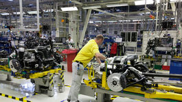 Dlhší štrajk vo Volkswagene môže zakývať slovenským HDP