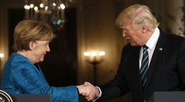 Trump: S Merkelovou máme spoločné to, že nás Obama nechal odpočúvať