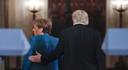 Faux-pas či úmysel? Trump nepodal Merkelovej ruku