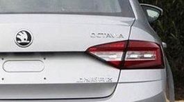 Octavia: Čínsky facelift šokuje. Dotkol sa aj zadných svetiel!