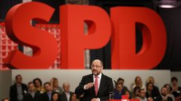 Schulz sa stal predsedom SPD. Skritizoval USA, Turecko, Maďarsko aj Poľsko