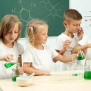 KVÍZ: Ako dobre poznáte periodickú tabuľku prvkov? Overte si svoje znalosti z chémie. 7. otázka zaskočí