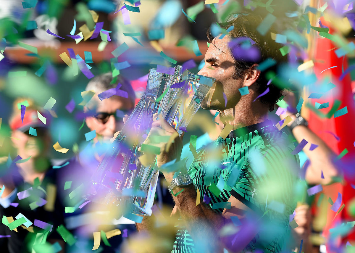 Roger Federer počas slávnostného ceremoniálu v...